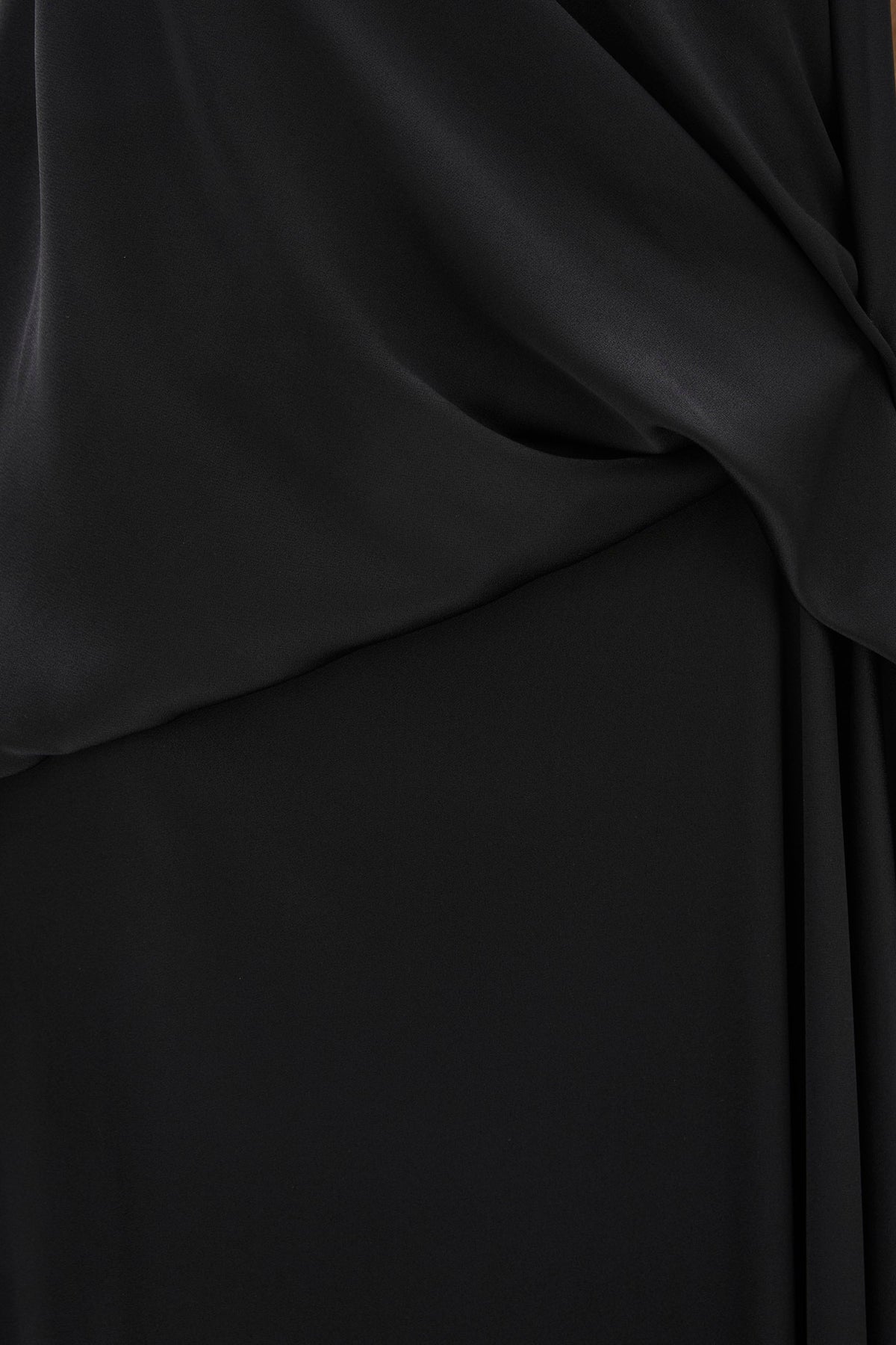 Oryx Gown