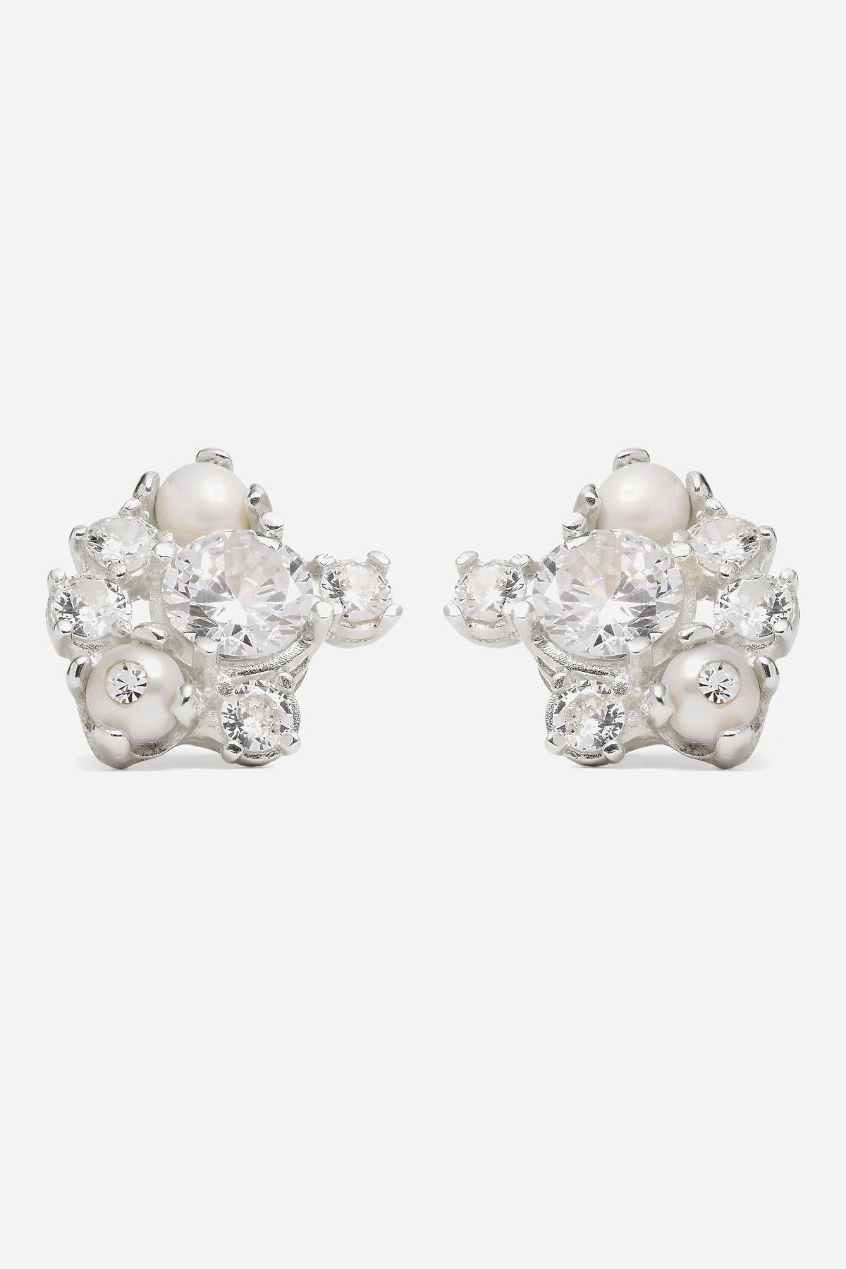 Sapher Pearl Stud Earring